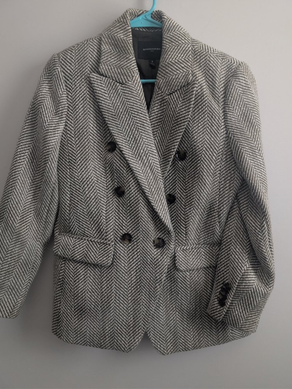 BR Herringbone Winter Blazer